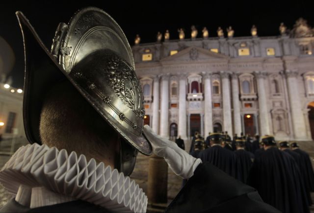 Πάπας Φραγκίσκος A’, τιμονιέρης ενός σκάφους σε ταραγμένα ύδατα